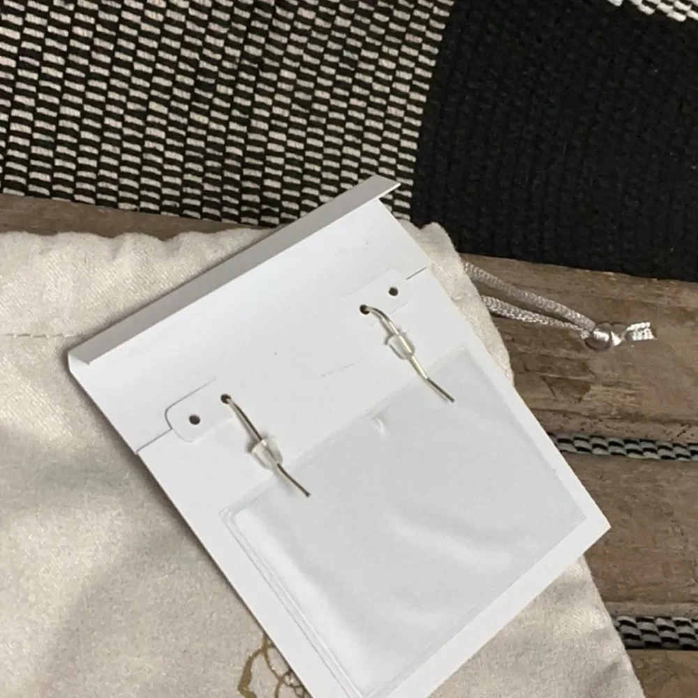 Kendra Scott nwt Dani pink Kyocera opal crystal gold signature drop earrings - Picture 5 of 5